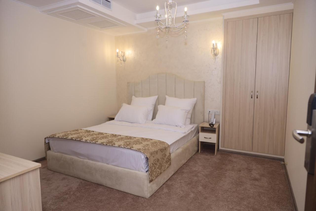 Delin Hotel And Tours Yerevan Exterior foto